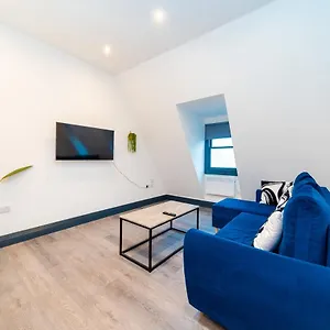 Flash Sale Centre Seafront 2 Bedroom Flat Bn112shp5c Apartment